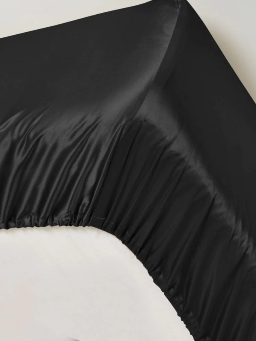 100% Mulberry Silkki Aluslakana (OEKO-TEX) Musta
