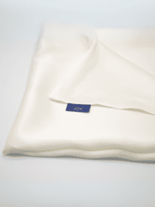 100% Mulberry Silkki Tyynyliina (OEKO-TEX) Valkoinen