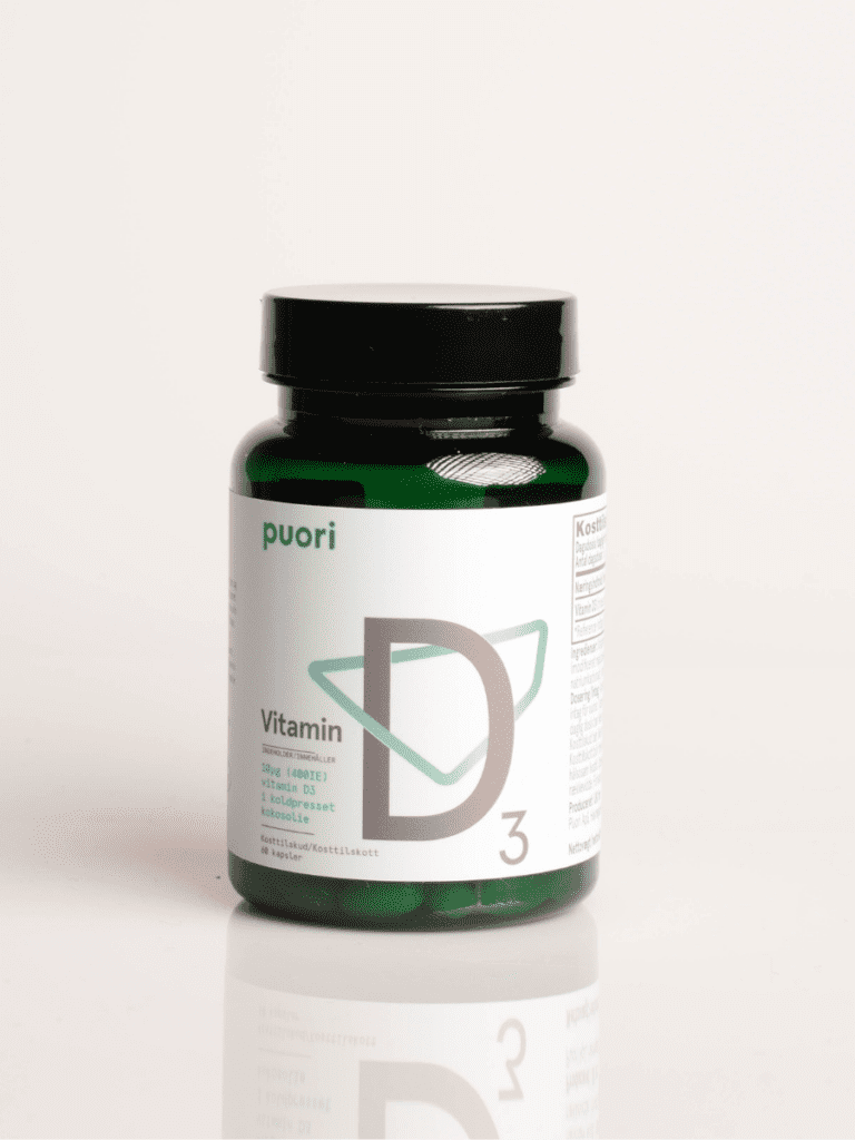 Puori Vitamin D3 kosttilskud, grønt glasflaske med hvid etiket og sort låg