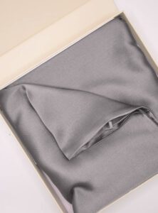 100% Mulberry Silkki Tyynyliina (OEKO-TEX) Vaaleanharmaa